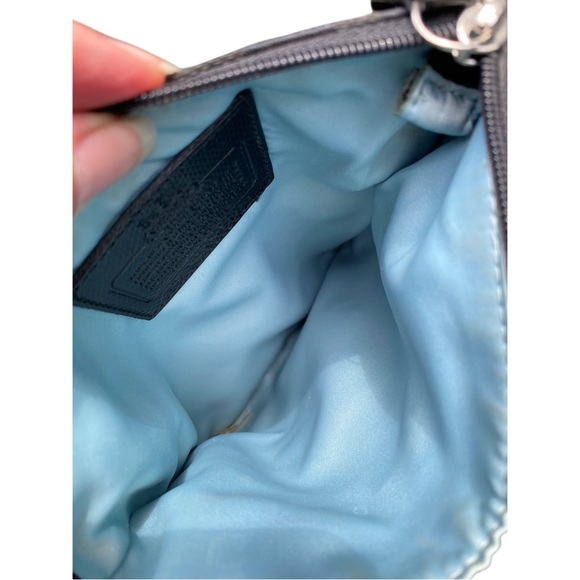 Coach Black Crossbody Bag with Structured Design - Picture 7 of 7